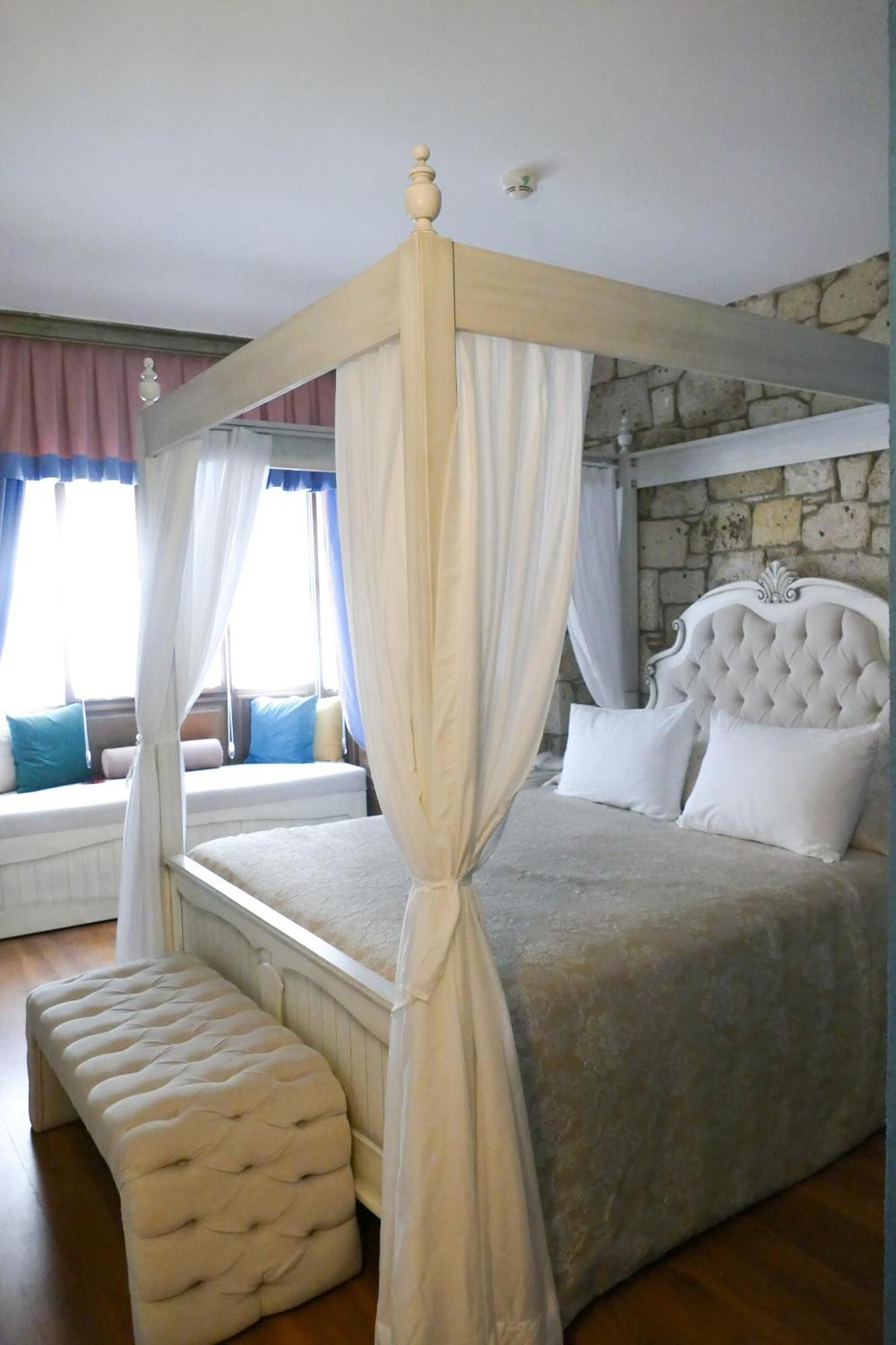 Tasquartas Otel ألاتشاتي المظهر الخارجي الصورة